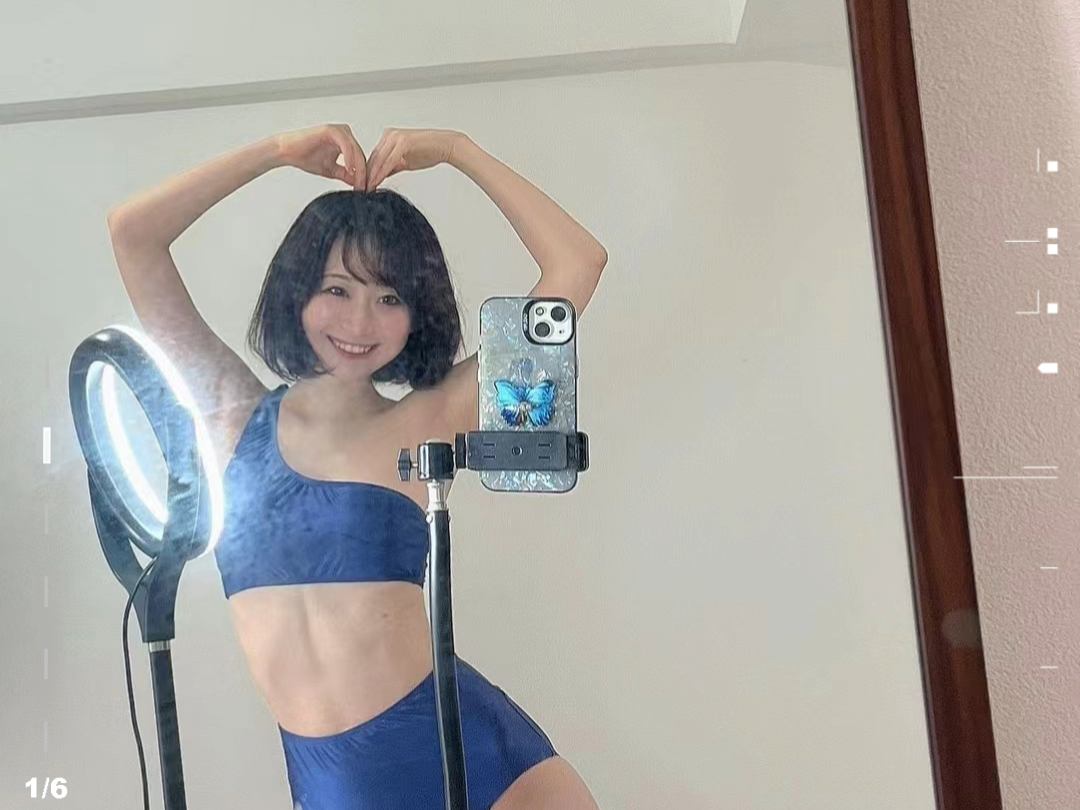 #amoresy #leotard wear #swimsuit beauty Moods can be left to music to soothe, beauty please leave it to me!