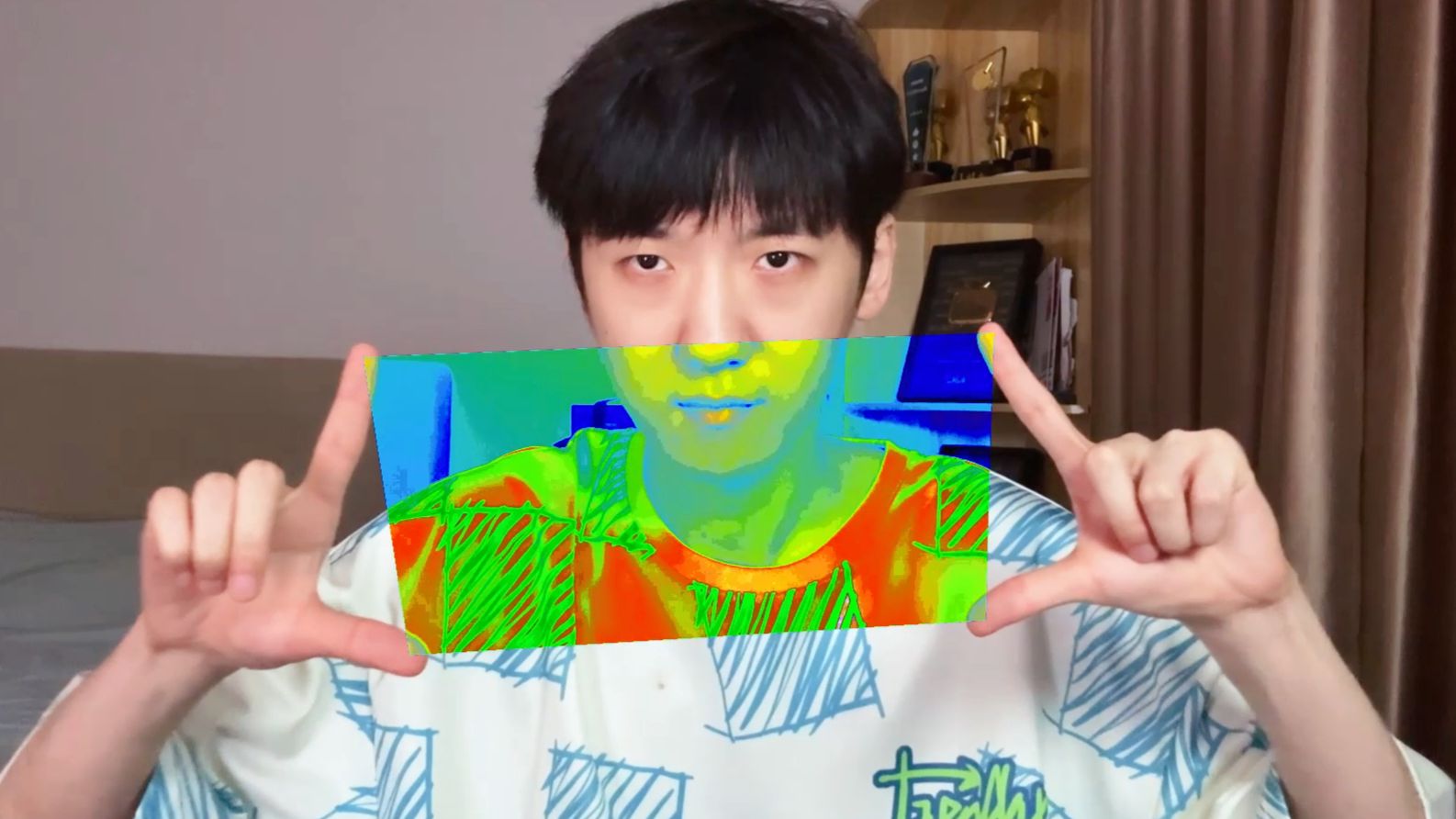 手指这么灵活，音调顶得住吗？