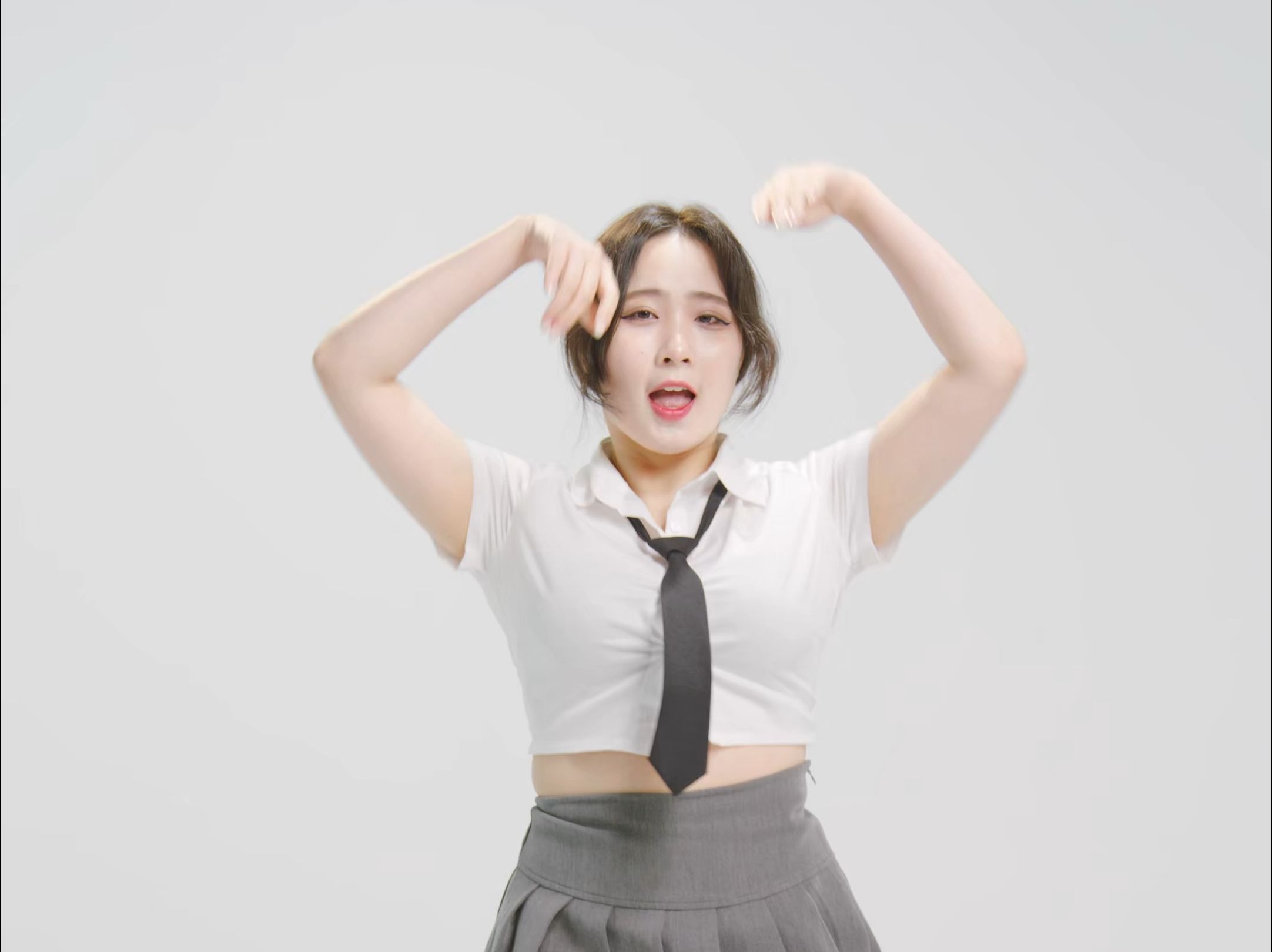 Jung In, FEARLESS, Student Clothing