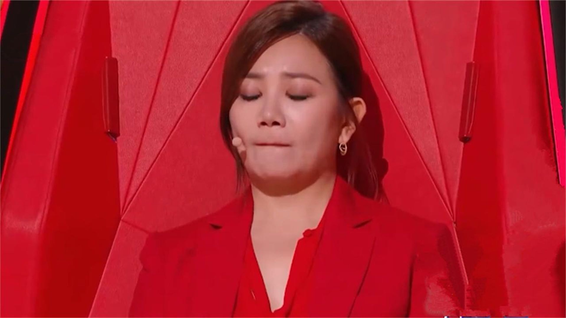 他用苗语唱《一生所爱》，一开口梁静茹秒哭，粤语一出李克勤崩溃