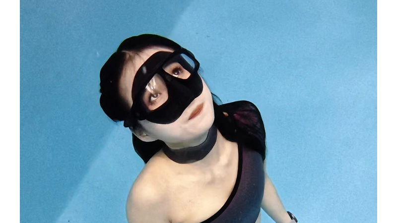 超喜欢的紫色新皮肤自由潜自拍一镜到底