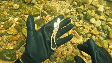 【解压放松】河底寻宝，收获满满