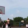 能让路人停下脚步的灌篮