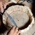 白沙瓦蛇头企业制作木制工艺品，吃席的盒子？