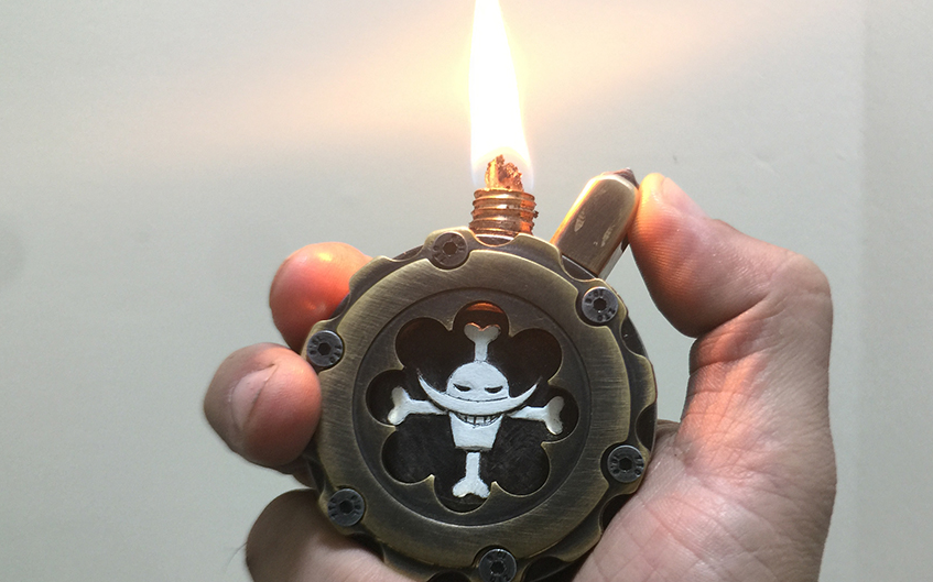 【极客匠】自制一个打火机，像艾斯一样释放火焰！