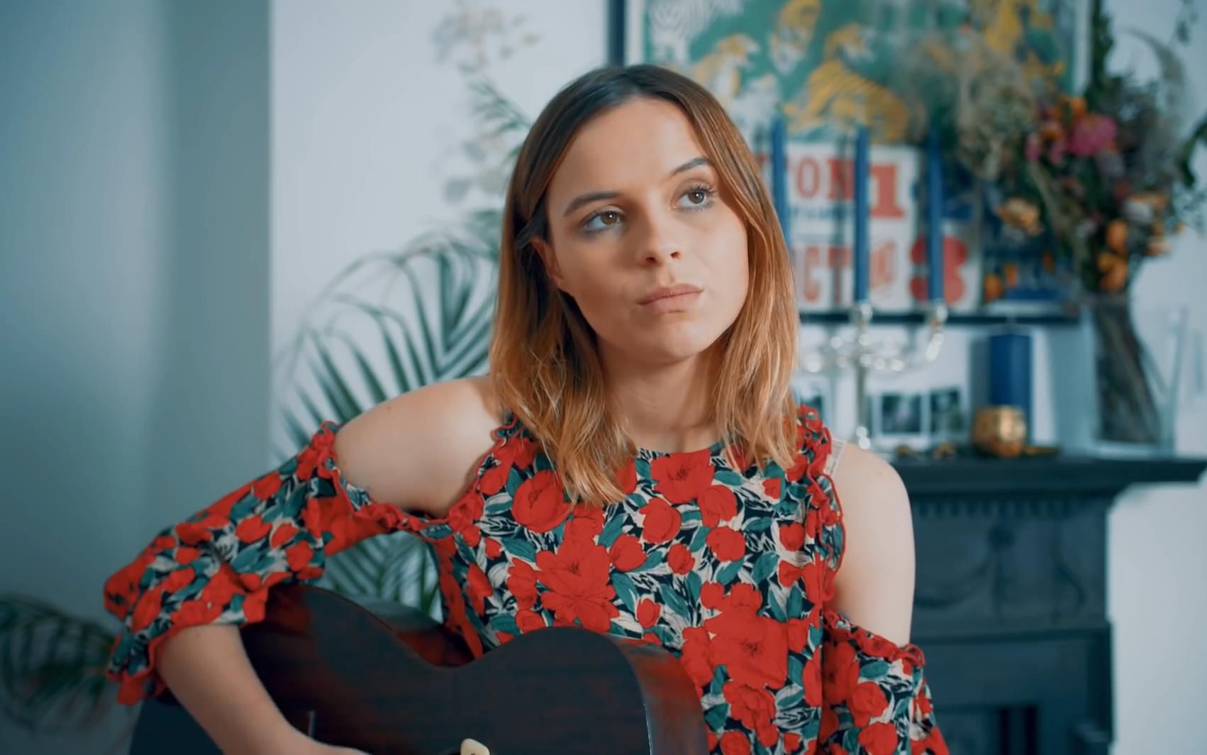 gabrielleaplinmymistakeacousticversion