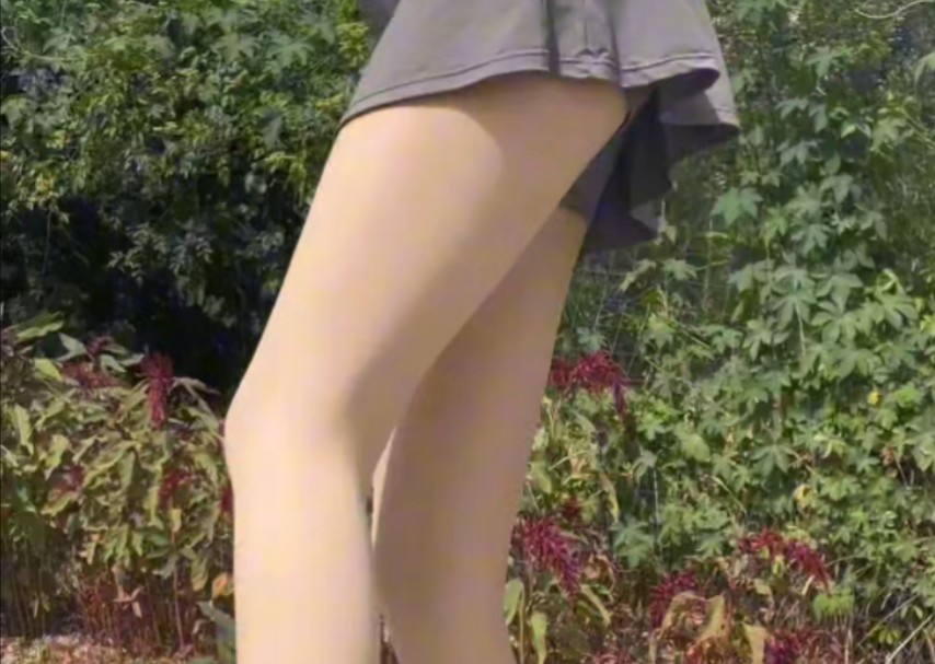 Reward you with a fleshy high heel