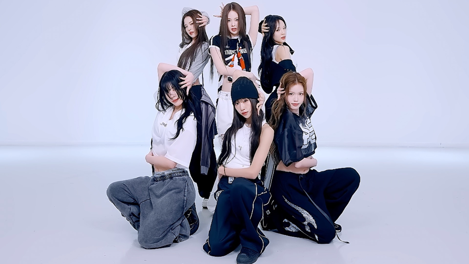 【4K镜面】izna - SIGN 练习室 分段循环 画放大 替音轨 调色♡扒舞专用