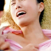 混混在公交车上强奸女孩，男友却只敢在旁边看着，结果舒适了