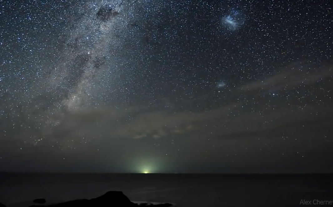 【自然/治愈】海边的星空与银河(延时摄影)