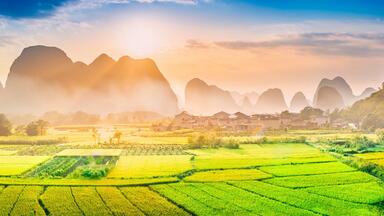 China <em class="keyword">Scenic</em> Relaxation Video with Classic Chinese Music | Anxiety Relief