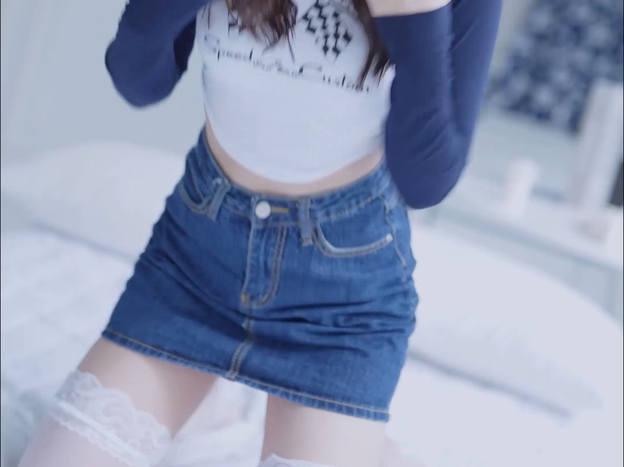 Miss Seoyoon's Cute Denim Skirt Outfit