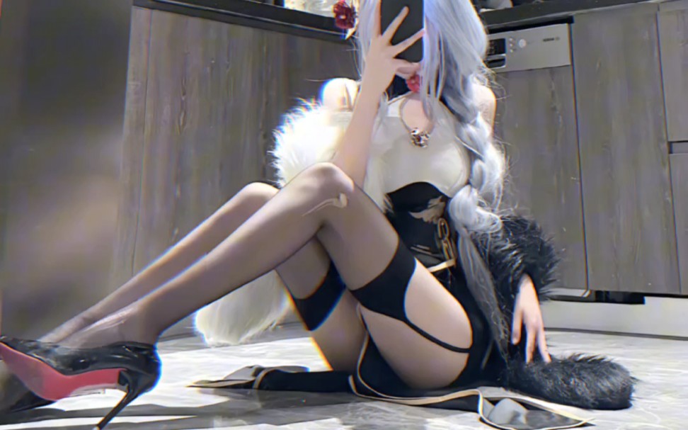 Beautiful lady, I'm GG Boon.