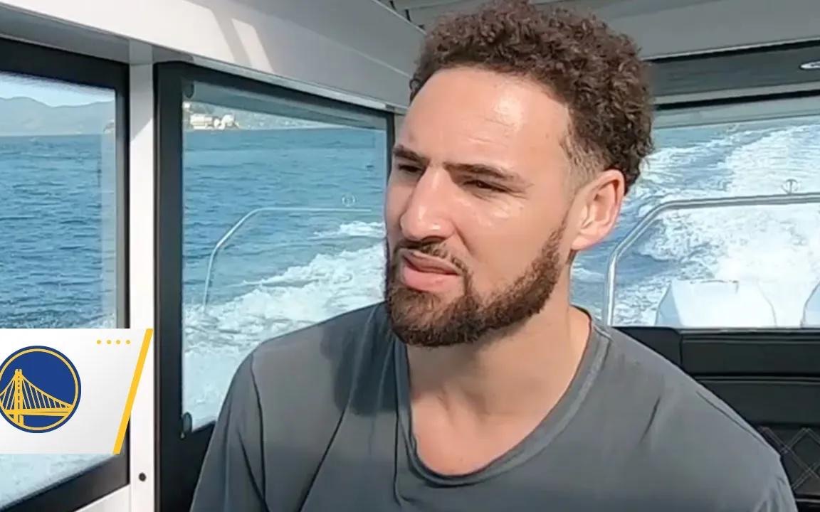 克雷汤普森开船带狗去勇士队训练 klay thompson