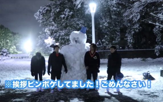【水溜大神】东京大雪 在深夜堆巨大雪人@油兔不二字幕组