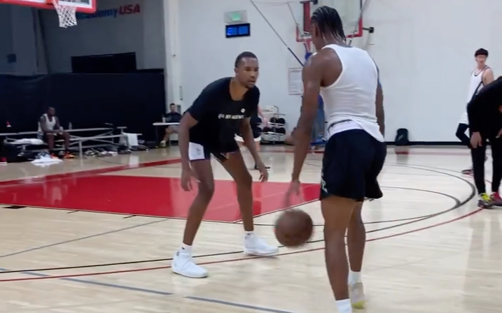 Shai亚历山大梦幻脚步单打莫布里