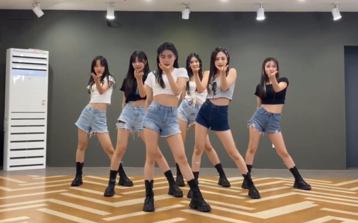 Pritti G I Dle Dumdi Dumdi Dance Cover Bilibili