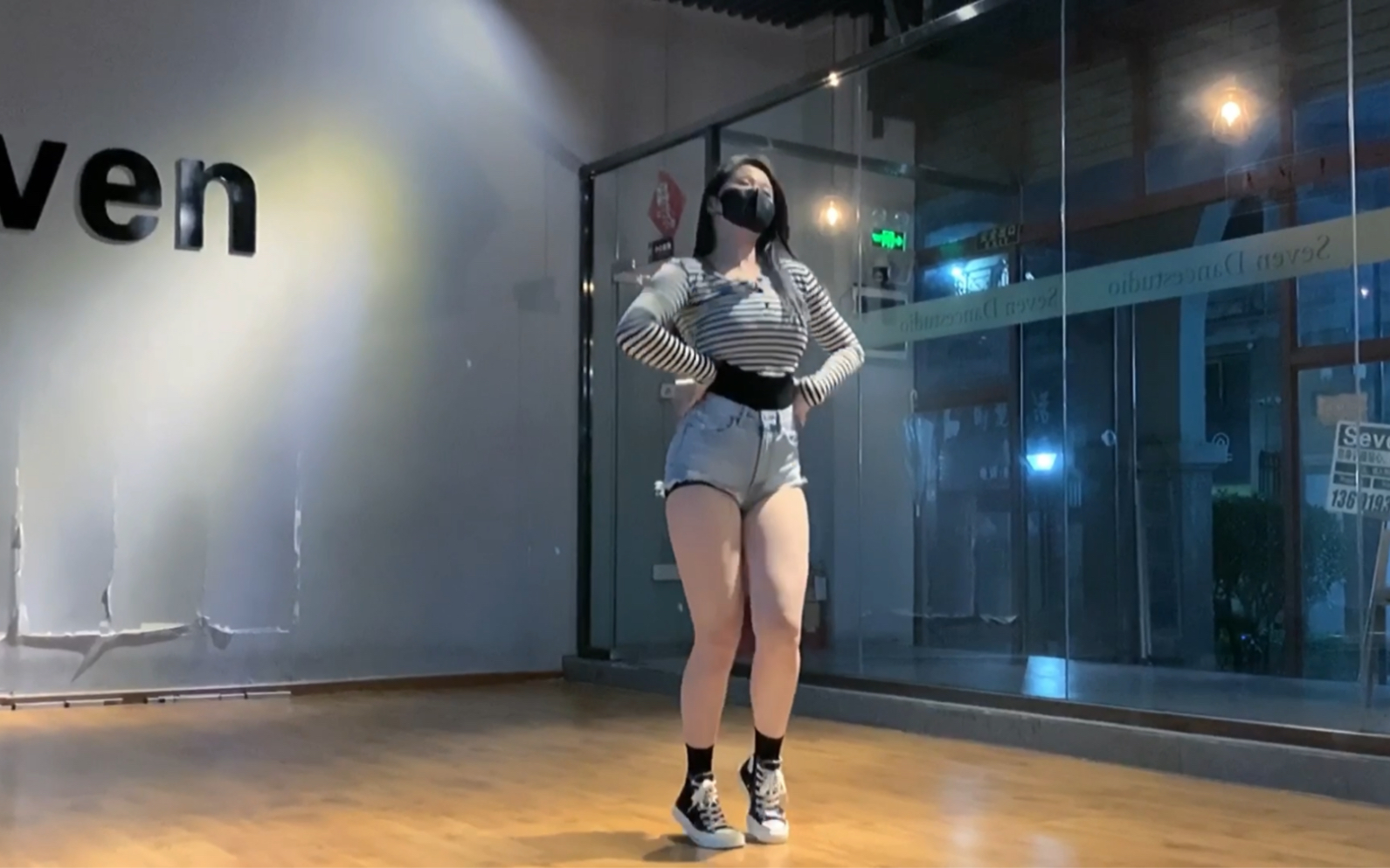 The second and third generation are the first Wonder Girls Tell Me.