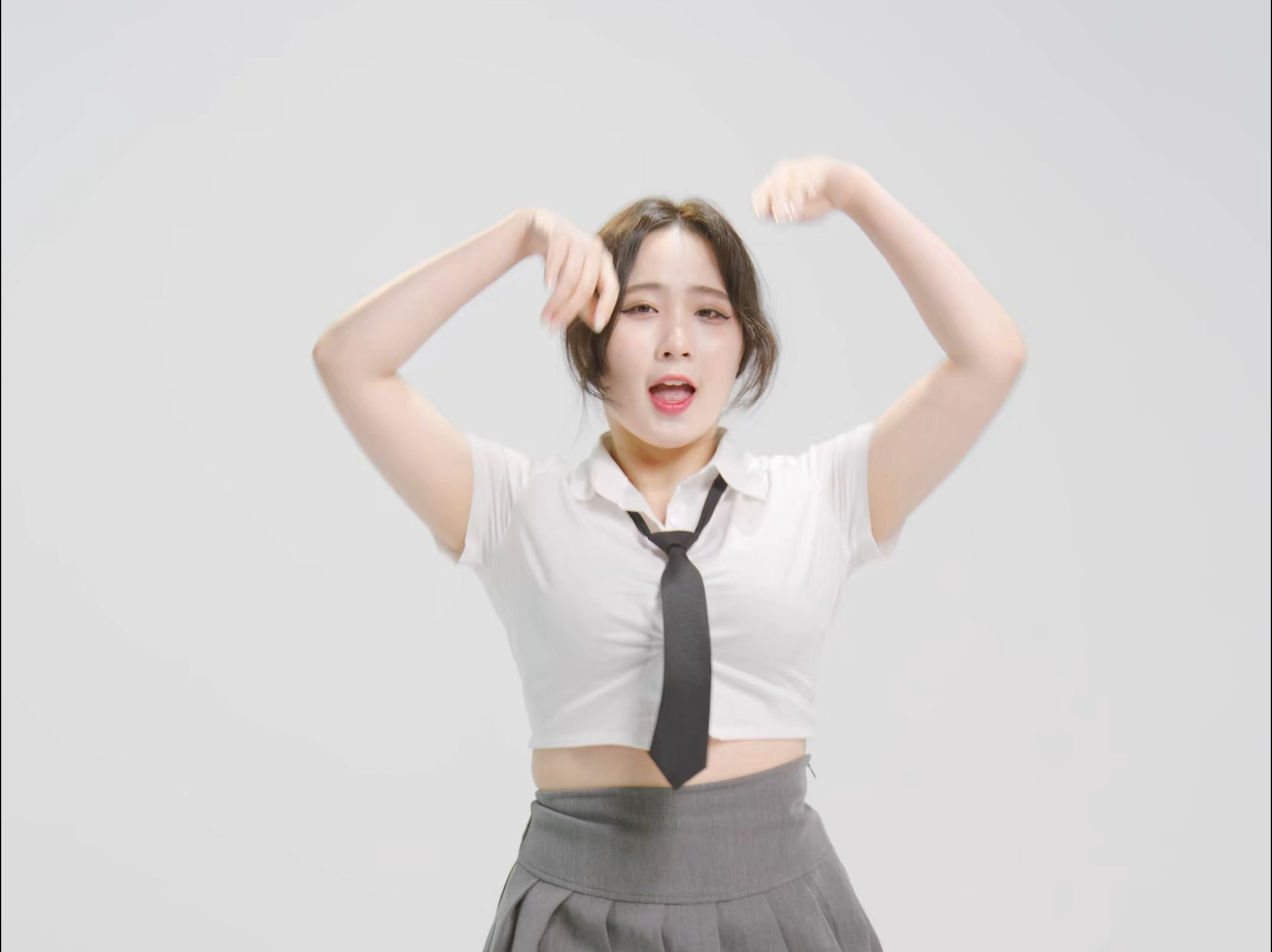 Jung In, FEARLESS, Student Clothing