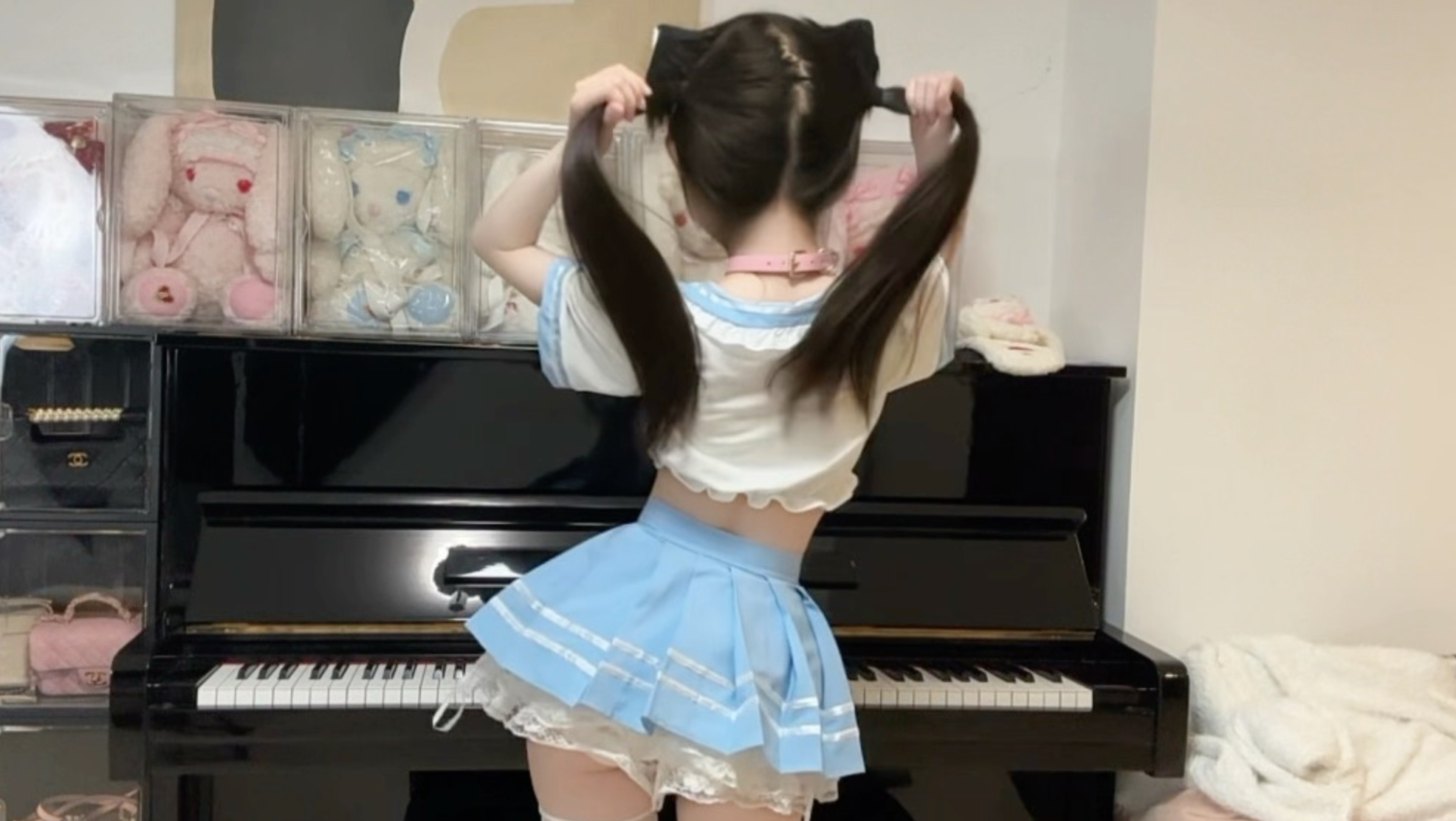 【Soft Girl Cat is All Grown Up】New work is now live—come check it out!