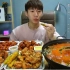 【韩国吃播】【奔驰小哥】奔驰哥BANZZ吃姜虎东炸鸡、泡面4包