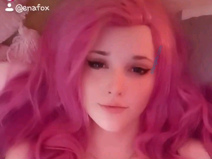 Ena Fox's Instagram, Twitter & Facebook on IDCrawl