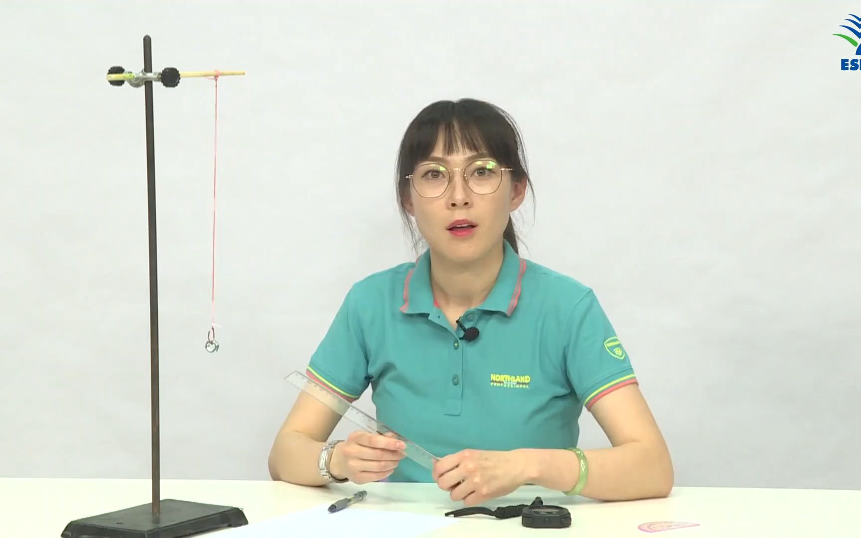 五上科学-探究摆的快慢与摆锤重量的关系