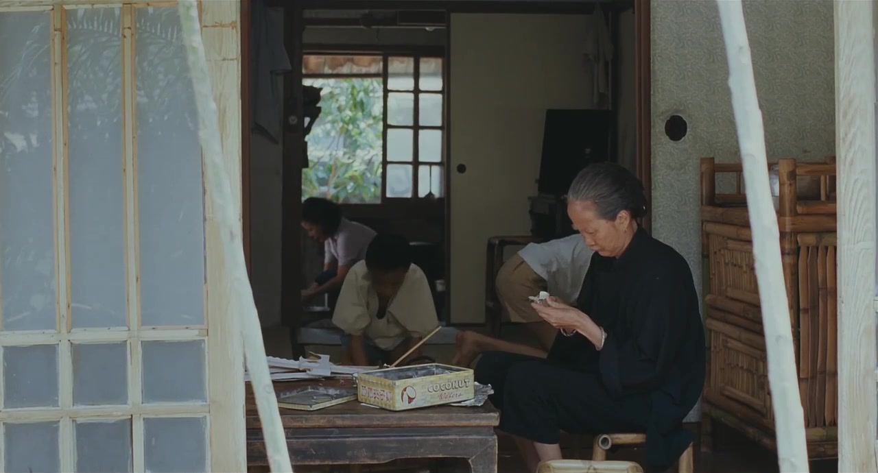 1986年电影大师侯孝贤自传色彩最浓厚作品《童年往事》3-2 / 9