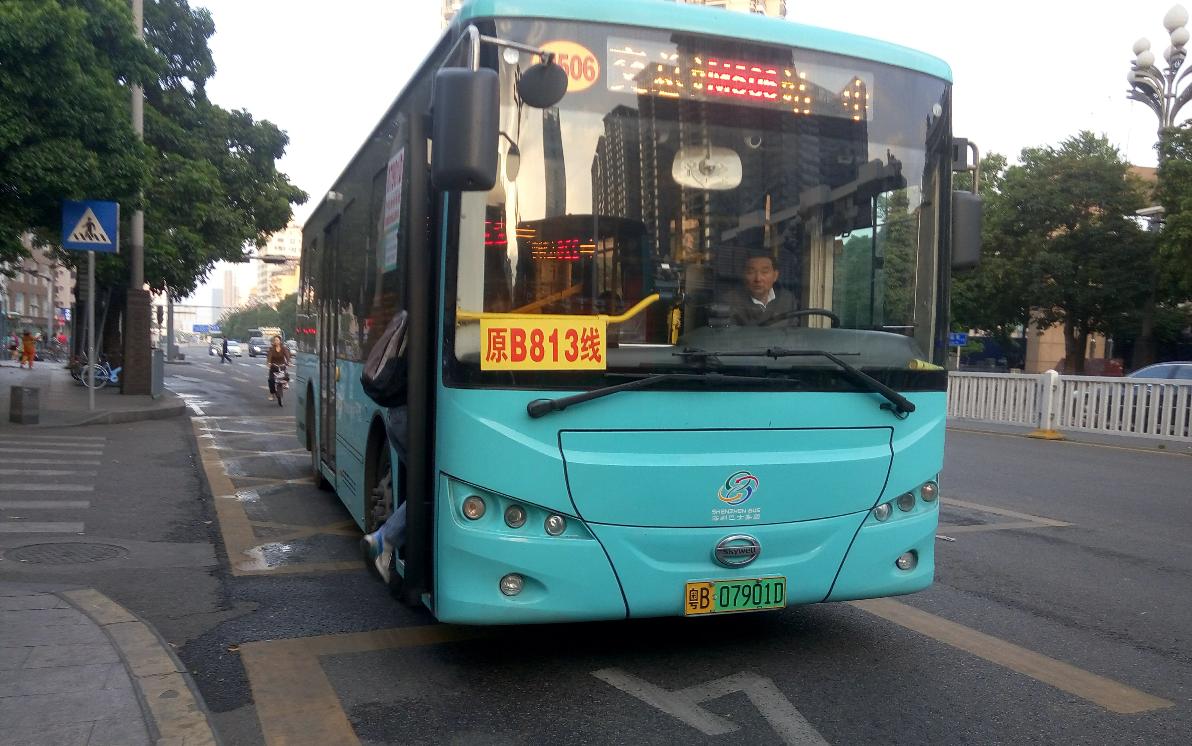 深圳出租车运价或降低 2020年将全部更新为电动车_新闻_新出行