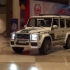 看看迪拜超跑警车一字排开... 在迪拜被警察抓也是一种奢侈了.....