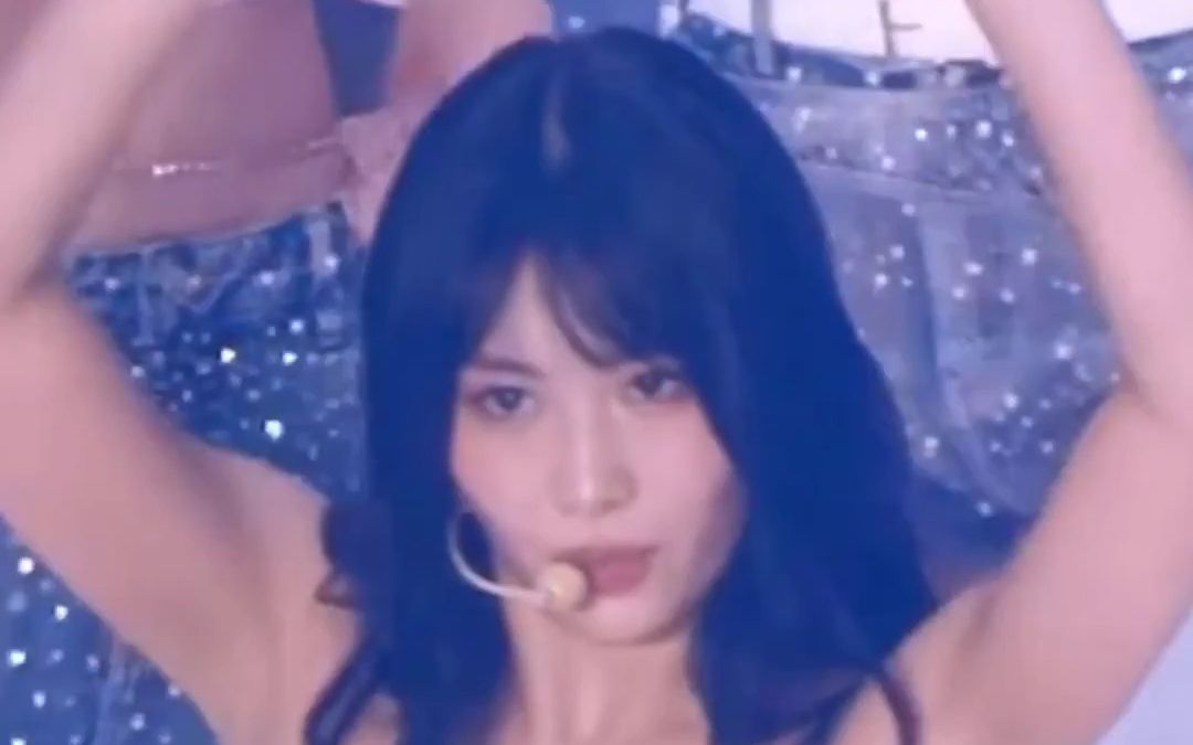 Twice Momo Mastering the Art of Seductive Dance in a Sensational Compilation #1哔哩哔哩bilibili