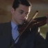 【Rami Malek】恶魔岛 拉小提琴片段
