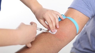 什么叫二型艾滋病 0f9a52949892a1dcd61ab2b7a701b1670c7a2bc9.jpg@310w_174h_1c_100q.jpg