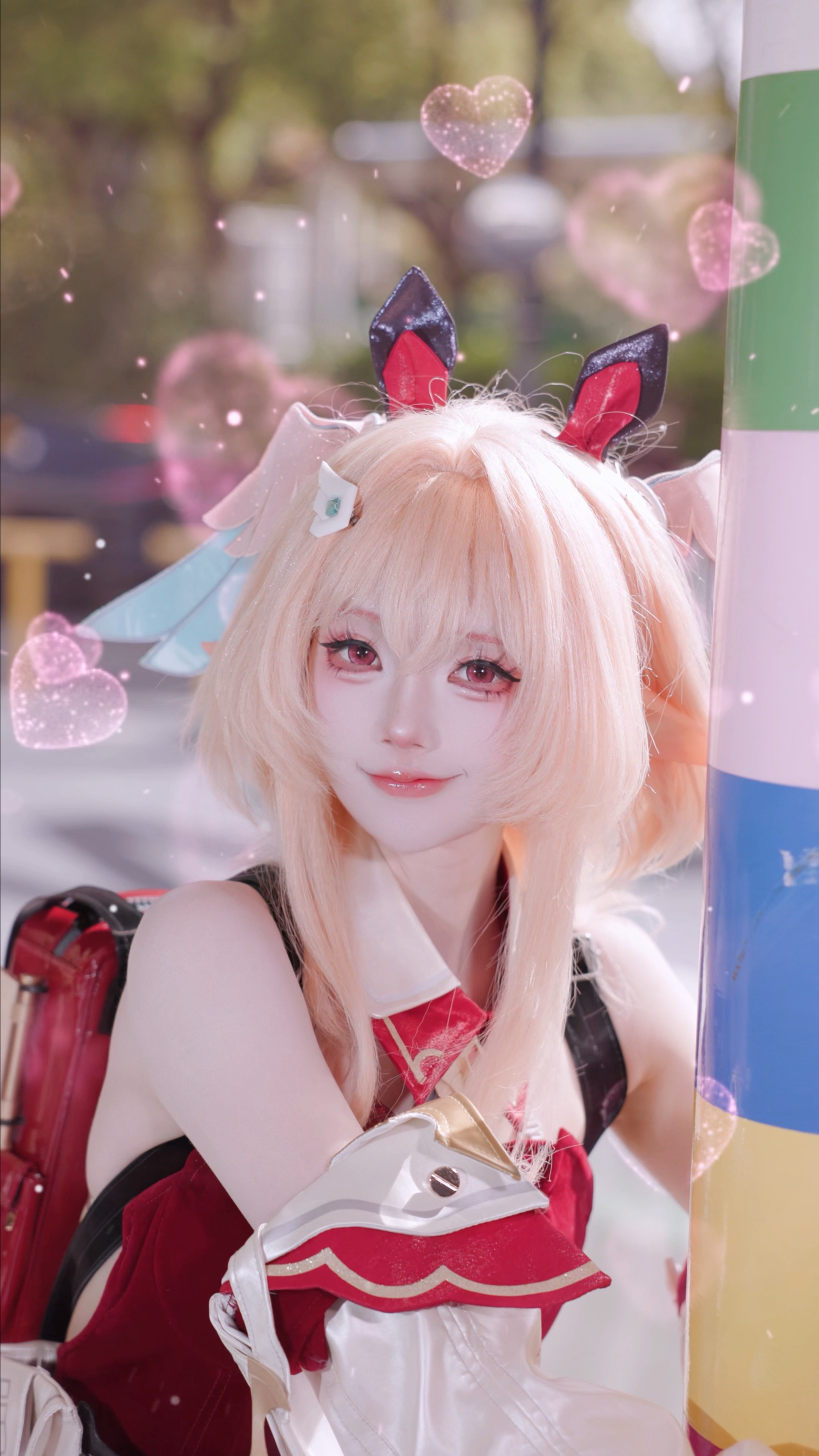 莉奈娅就这样萌萌的出现～！