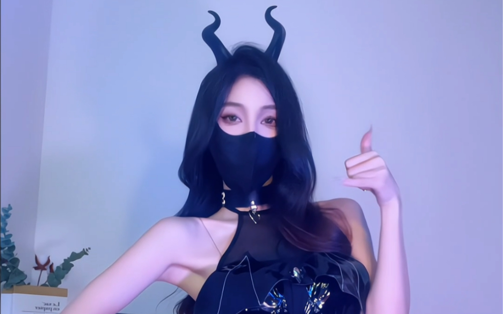 Be good to your sister. She'll give you five dollars and twenty cents for the seventh day of the seventh month.