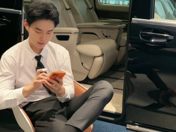 奔驰 天天 大长腿小鲜肉 6.8