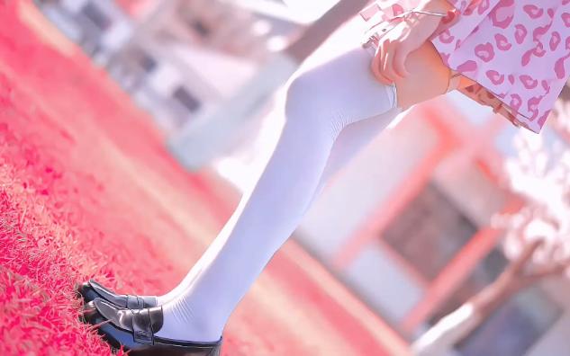 Confession balloons. The wind blew across the street.