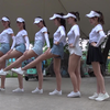 丽柜丝足女神比腿长-喜欢美足的你，过来目测一下长度