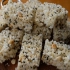 用阴米做的【米花糖】酥得掉渣。好吃不难，有口锅就能做。