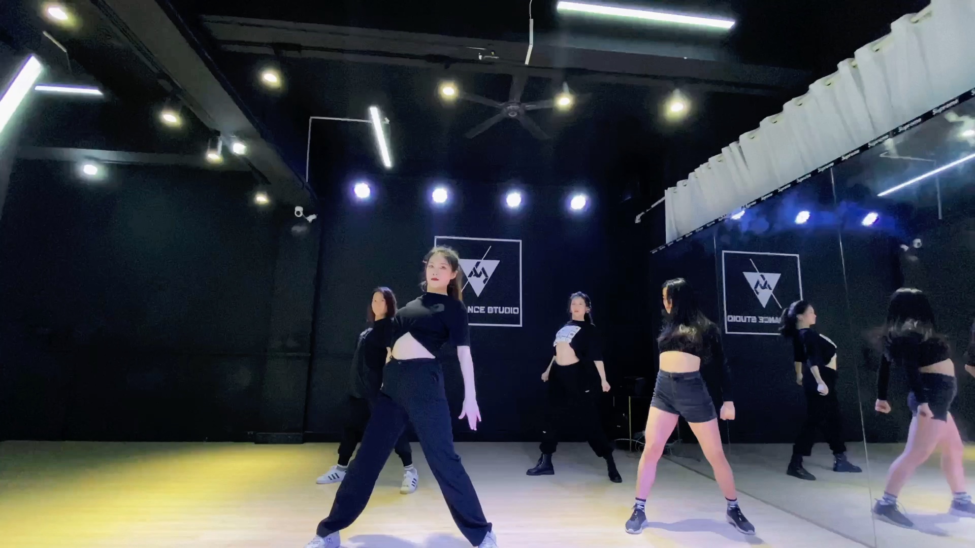 艺尚 福田成人舞蹈教练学校 爵士舞小丹-舞蹈视频-搜狐视频