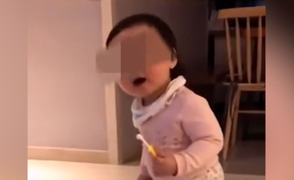 气愤！儿童照片被改成“色情表情包”，在短视频APP里疯传