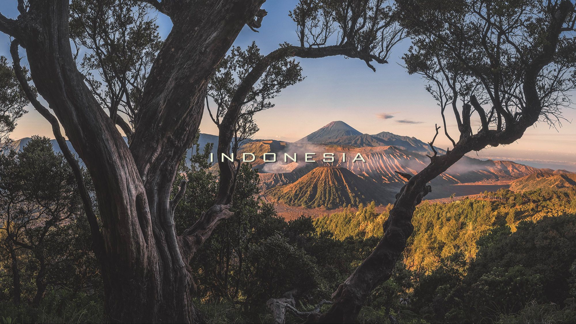 拒绝特种兵，印尼双火山＋瀑布摄影师全攻略 | 4K Vlog