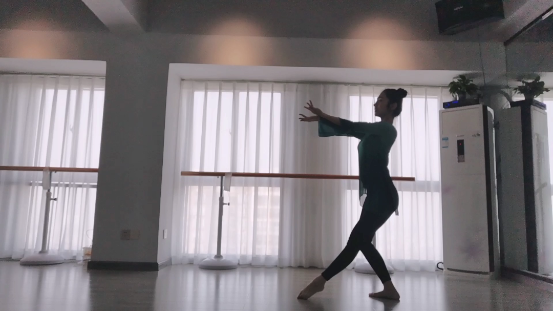 今天开始学神话啦，不过我估计要很久才能学