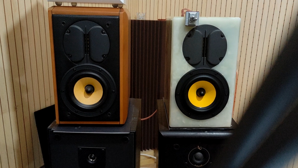 惠威实木音箱和石材音箱不同的声音你喜欢哪一个？ab对比线材pk