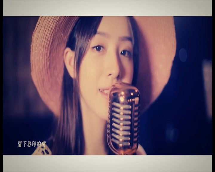【一人一首成名曲【告白气球】周二珂(up调色版本;礼物不需挑最贵
