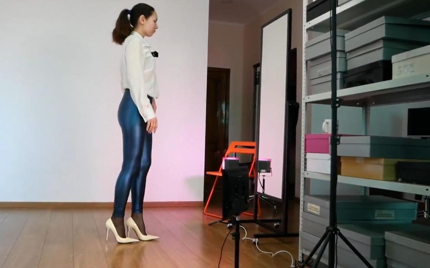 Patent Leather Tight Leather Pants Black Silk Thin Heeled High Heels