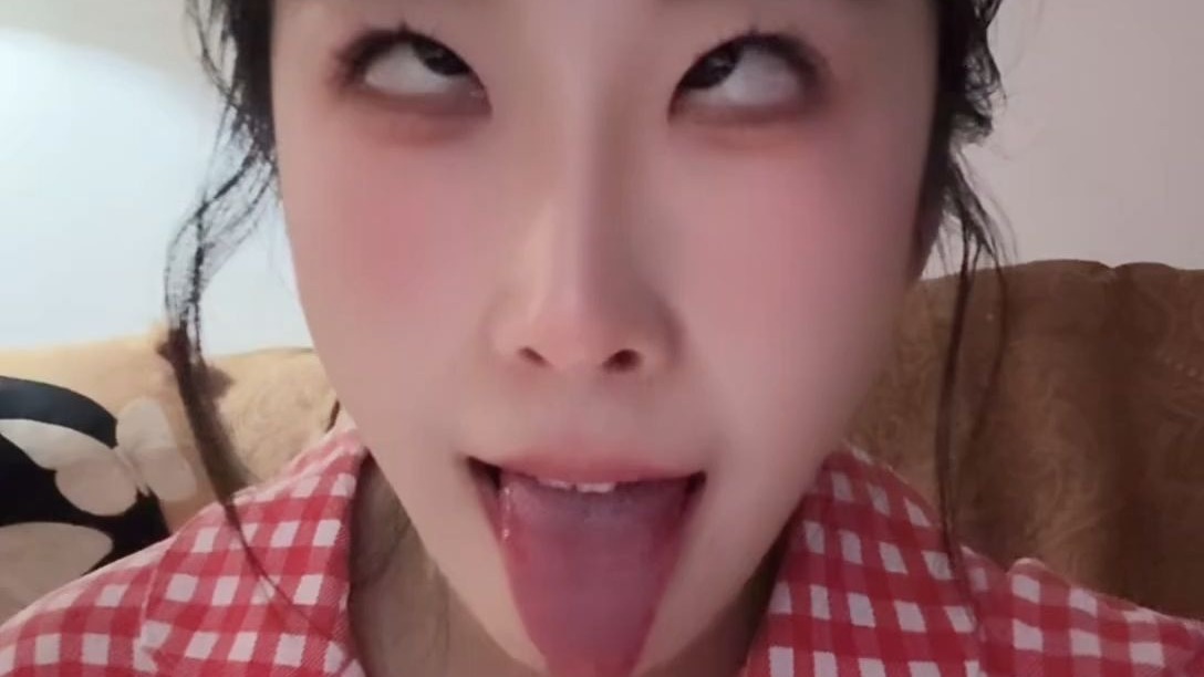 雯崽_251018_224546