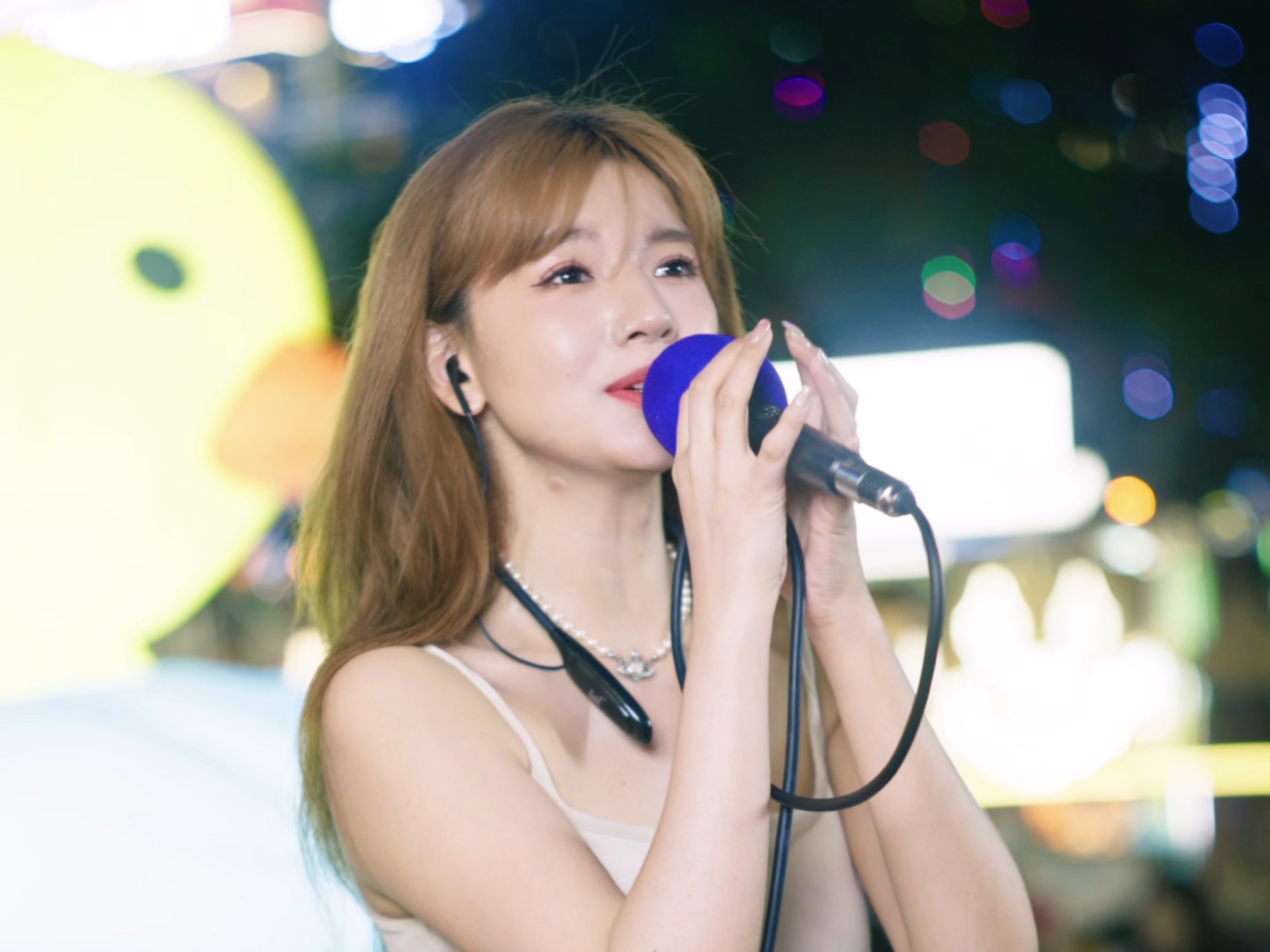 雪梨阿雪梨《忽然之间》