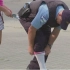 警察用打棒球惹事了！