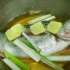 蒸鲈鱼切记“2不放，加3样”诀窍，鱼肉洁白，鲜嫩无腥味